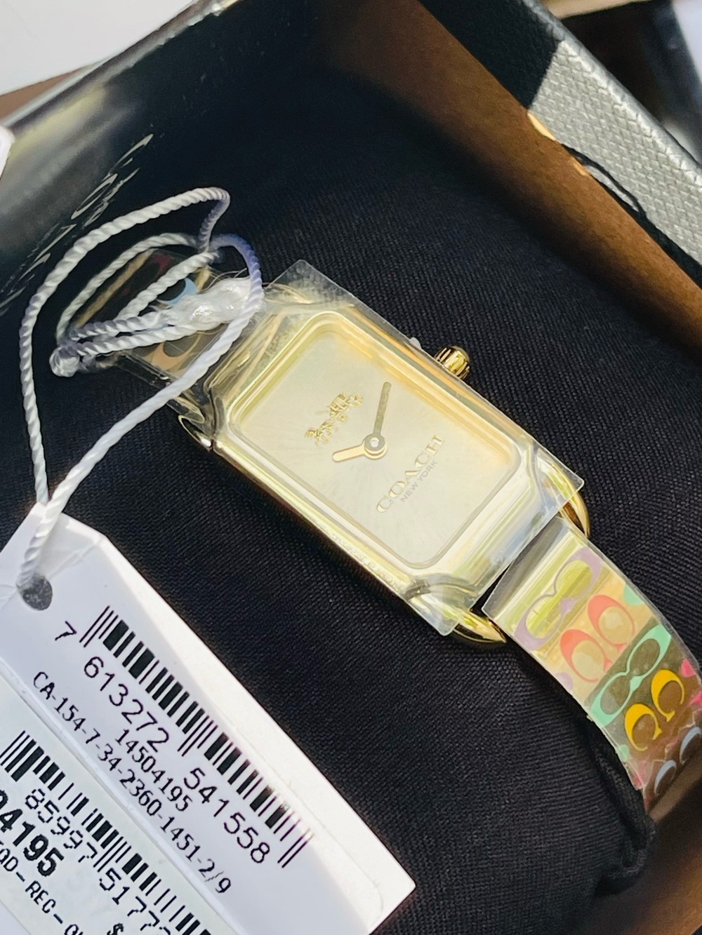 Coach Authentic watch bracelet new with tags gold - Picture 5 of 13